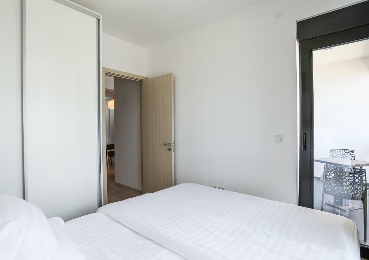 Budva Bay Breeze Apartments المظهر الخارجي الصورة
