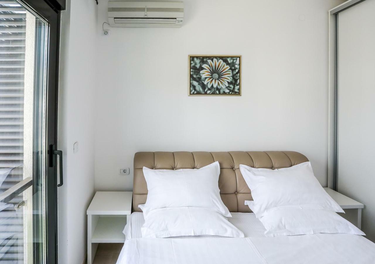 Budva Bay Breeze Apartments المظهر الخارجي الصورة